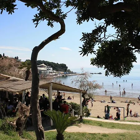 شقة Kekez سبليت